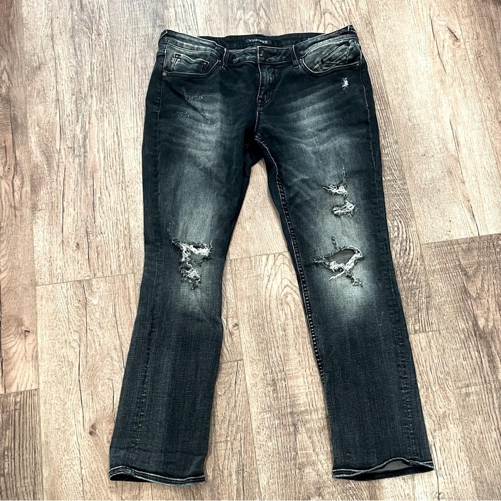VIGOSS | The Thompson Tomboy destructed jeans